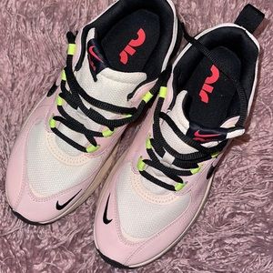 Size 8.5 Nike Women’s Shoe